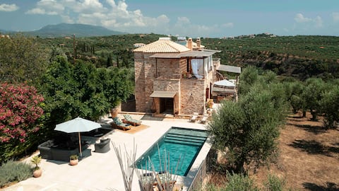 Peroulia Stone Villa in Koroni Peloponnese