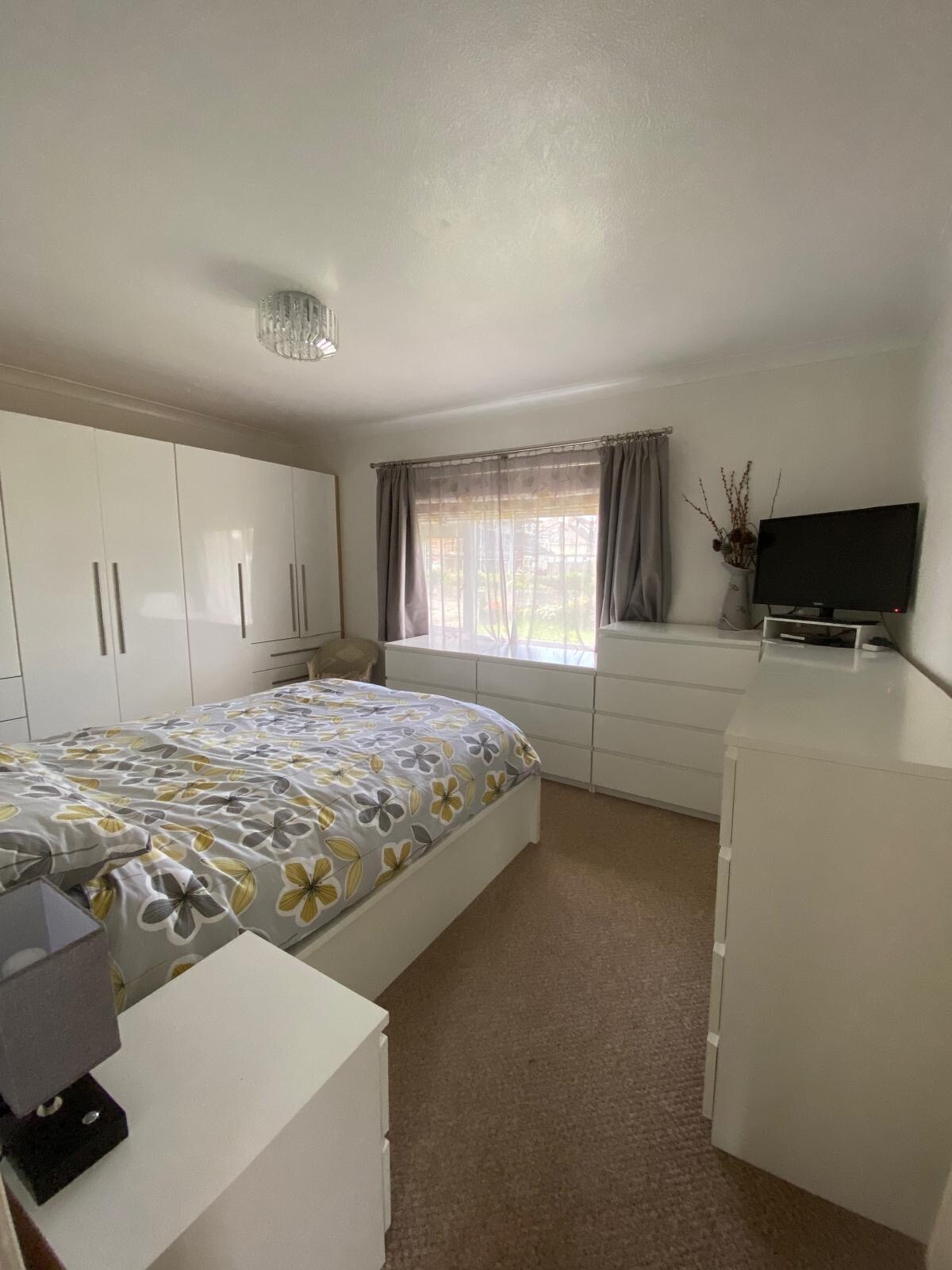 Ორსაძინებლიანი (დაბლა)