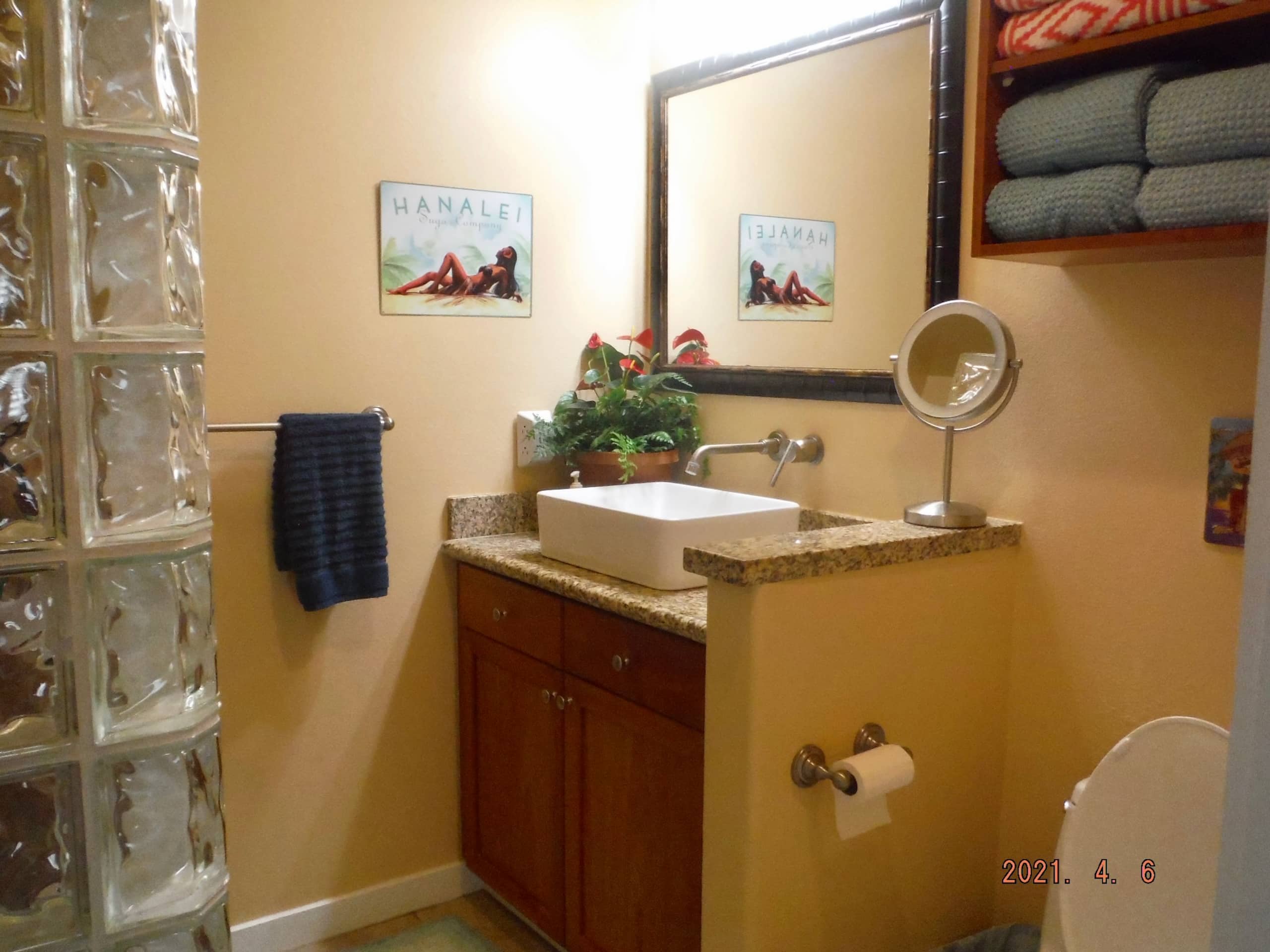 Condo in Kailua-Kona · ★4.94 · 2 bedrooms · 2 beds · 2 baths - Image 16