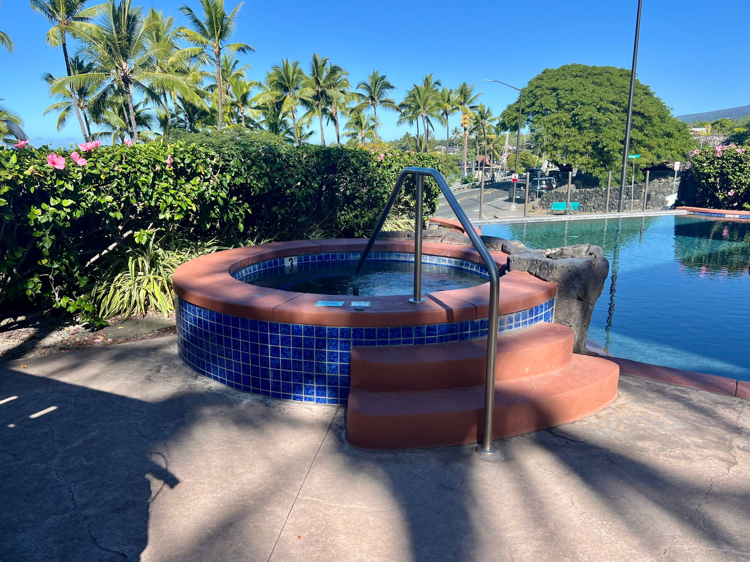 Condo in Kailua-Kona · ★4.94 · 2 bedrooms · 2 beds · 2 baths - Image 25