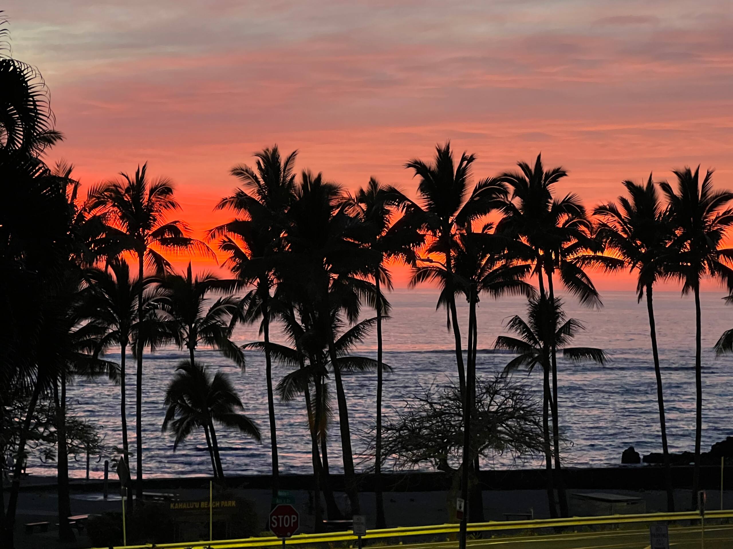 Condo in Kailua-Kona · ★4.94 · 2 bedrooms · 2 beds · 2 baths - Image 21