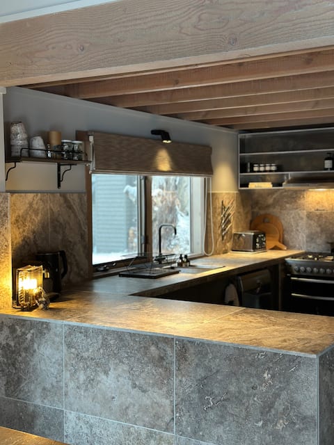 Top Airbnb: Snow Nest Chalet Dinner Plain Alpine Village in Dinner Plain