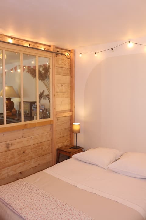 La ferme St Pierre Drôme, cottage, meals, swimming pool