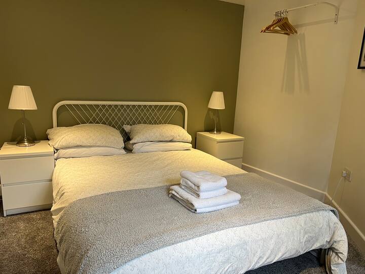 Schlafzimmer 4