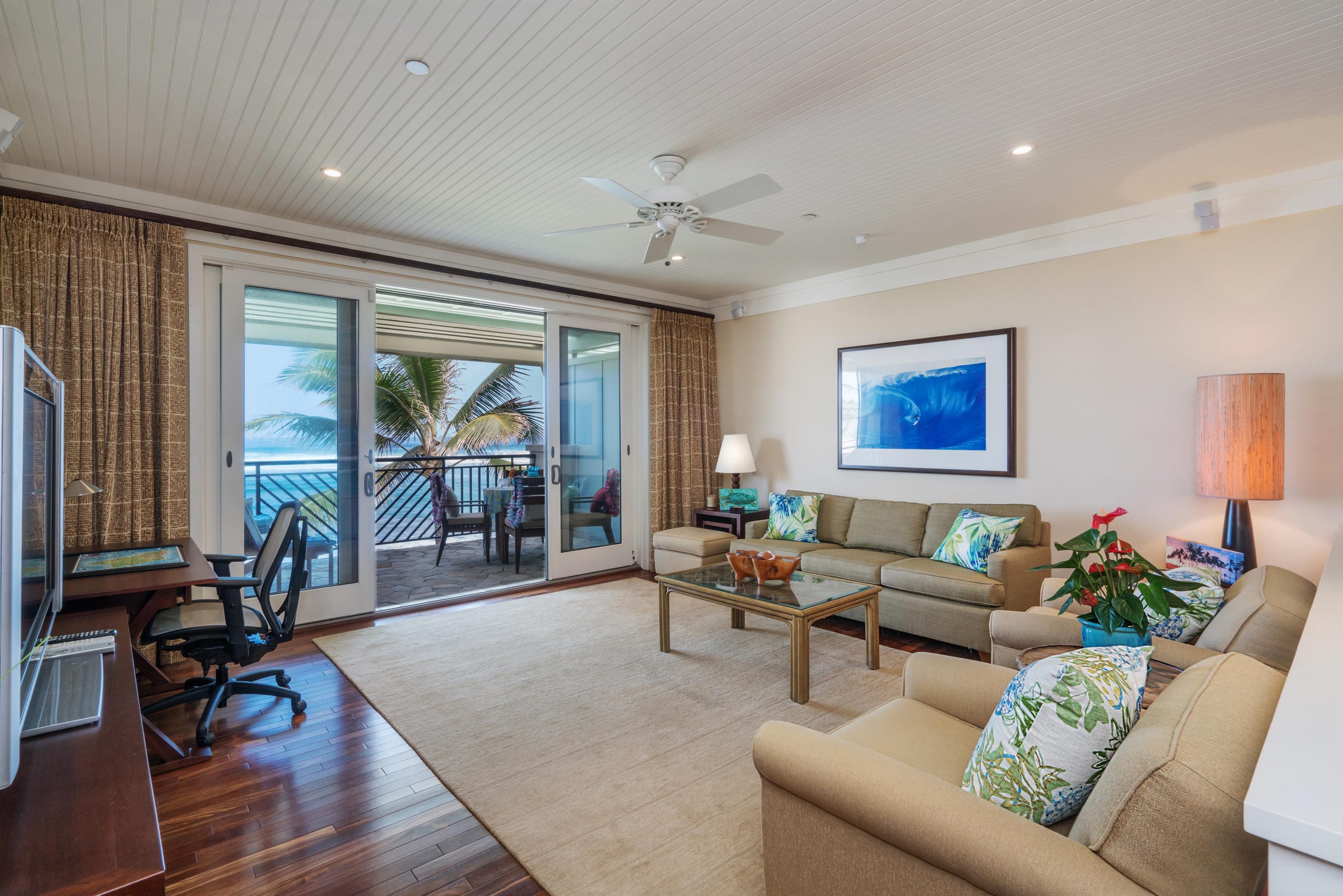 Villa in Kahuku · ★5.0 · 4 bedrooms · 6 beds · 3 private baths - Image 3