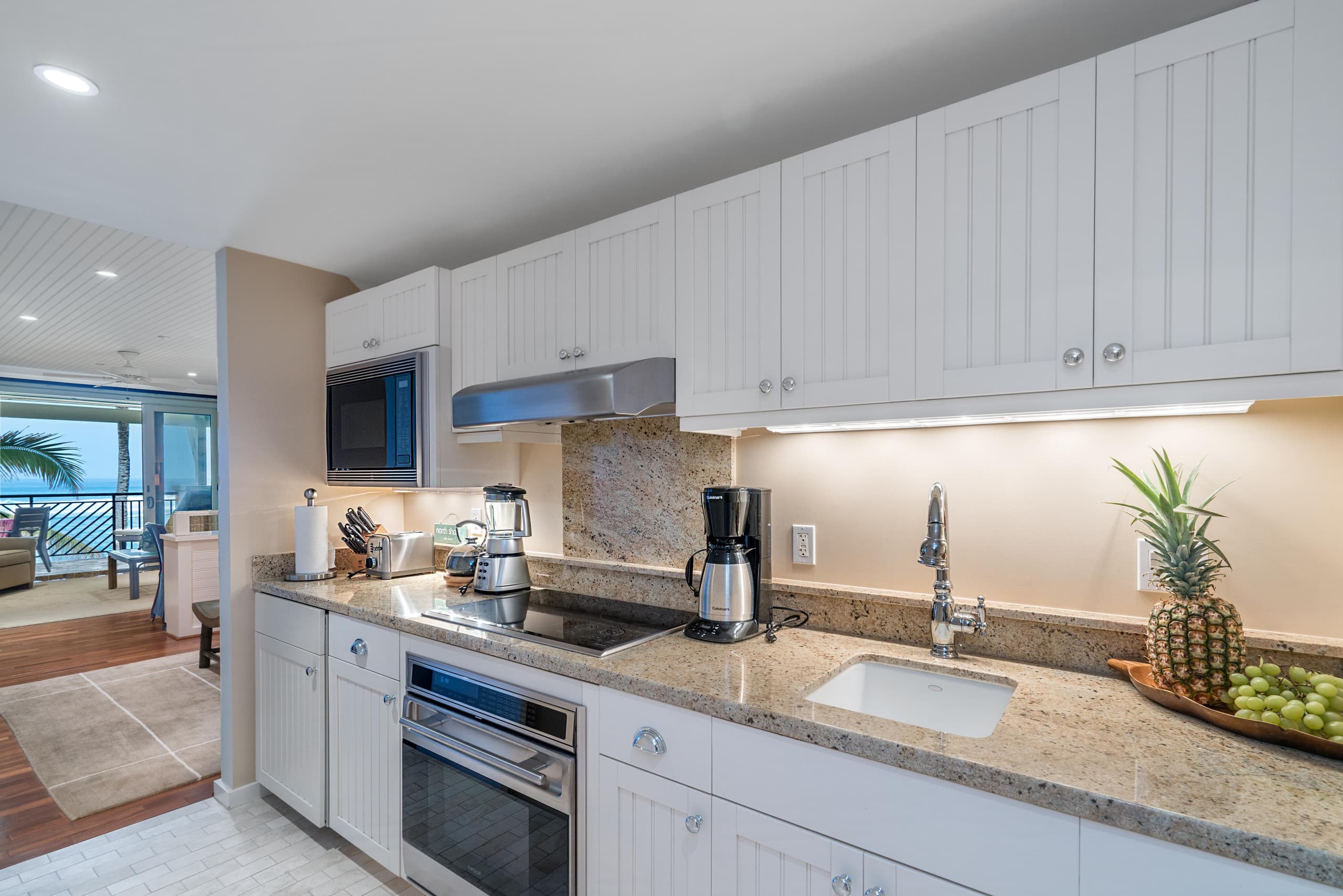 Villa in Kahuku · ★5.0 · 4 bedrooms · 6 beds · 3 private baths - Image 19