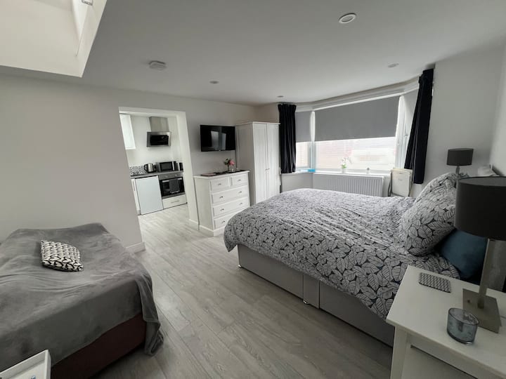 Private Studio Walking Distance To Beach & Slipway - Dorset