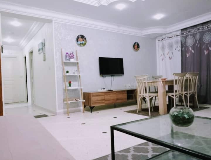 Appartement S+2 Avec Balcon à Deux Pas De La Mer - Sousse