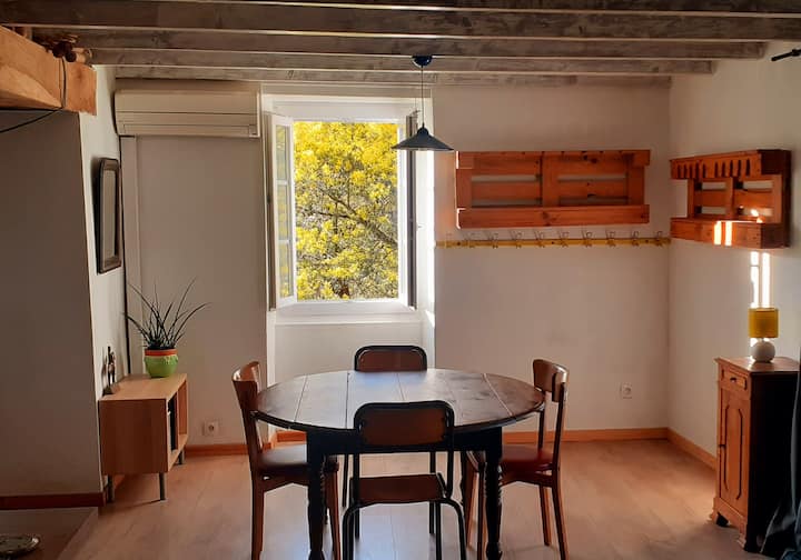 Jolie Maison à La Montagne - Saint-Étienne-de-Baïgorry