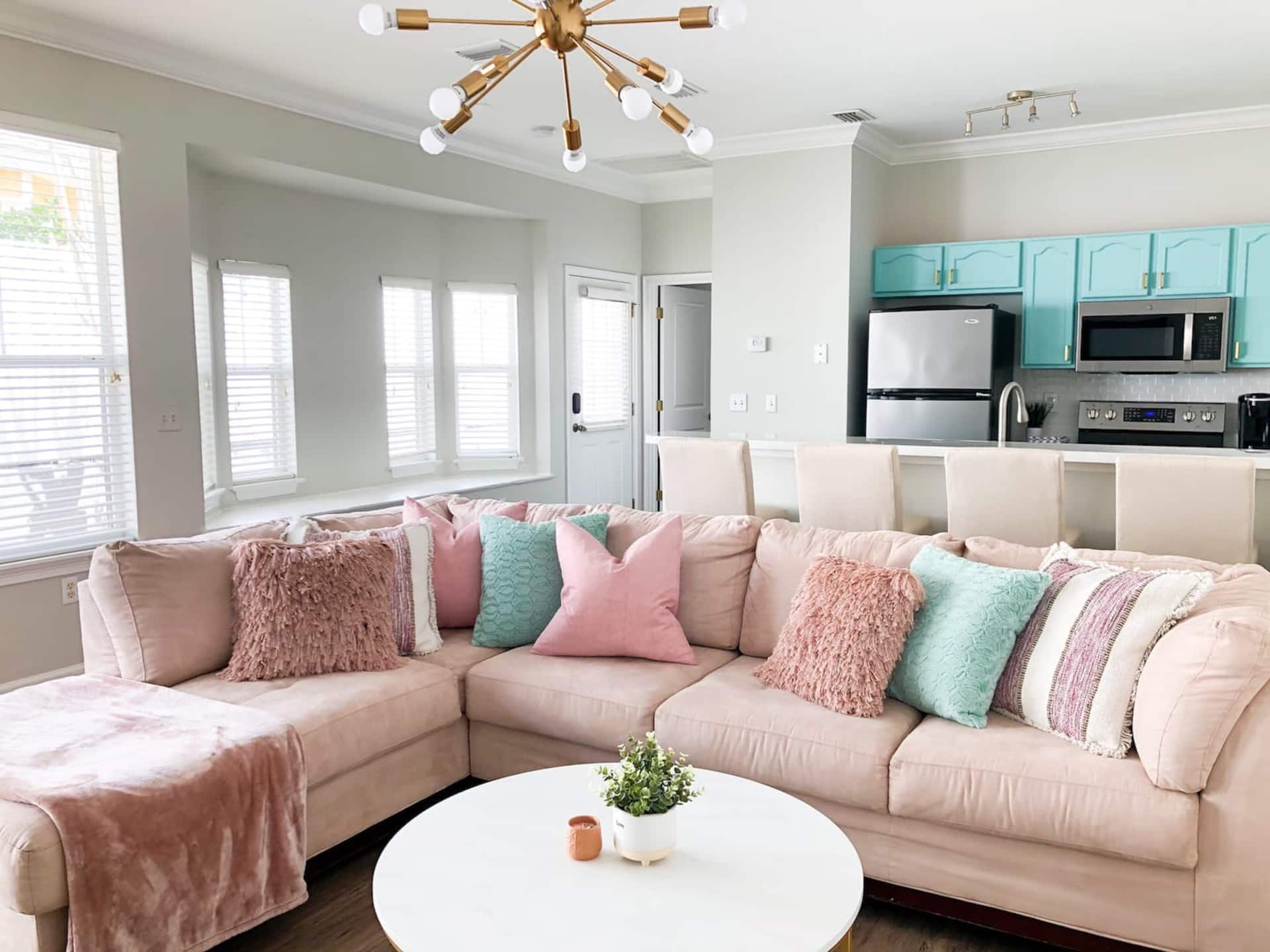 Glam Townhouse in Downtown Lakeland - 2bed/2bath