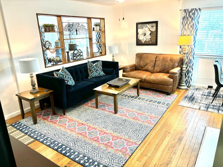 Charming Cottage Home Near Historic Jackson Square - Oak Ridge, TN