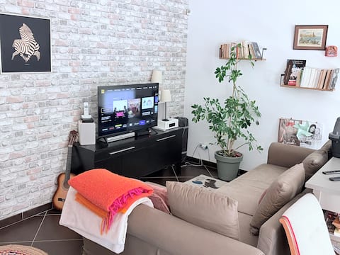 Top Airbnb: Tranquillity close to city center by tramway à Marseille 11e Arrondissement