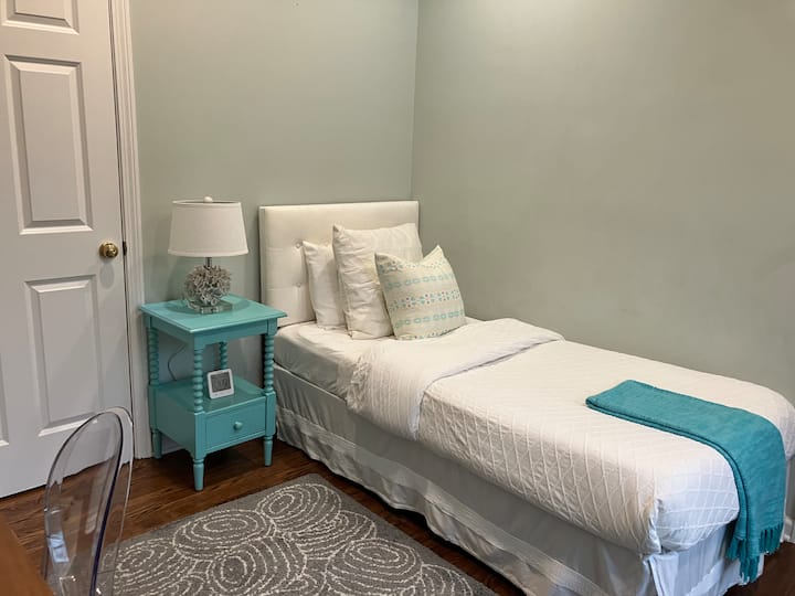 Cozy upstairs bedroom # 5. Perfect for child or can be a nursery with a Pack N Play or an office. There’s a smart TV with all major apps (Netflix, Hulu, Sling TV, Amazon Prime, YouTube, etc.) and a TV Nintendo Switch hook up for games.