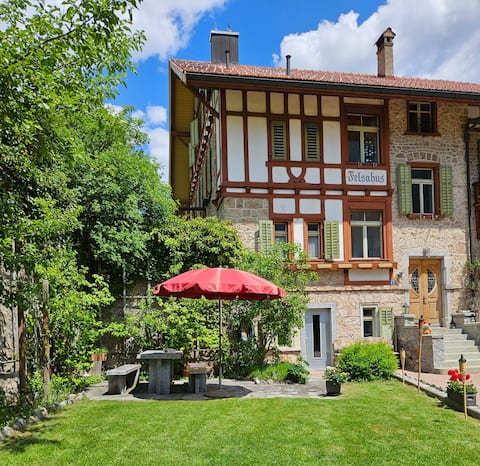 First floor apartment in the rock house in Alvaneu Bad