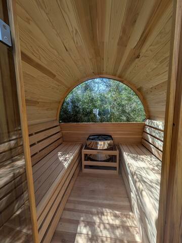 Recharge – sauna onsite! Large living! 5 Bedrooms!