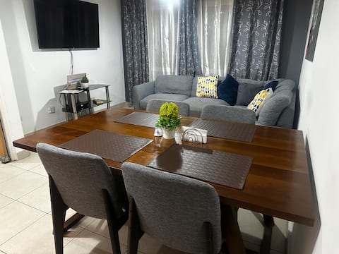 Near the Metro, Fast WiFi, Panama City