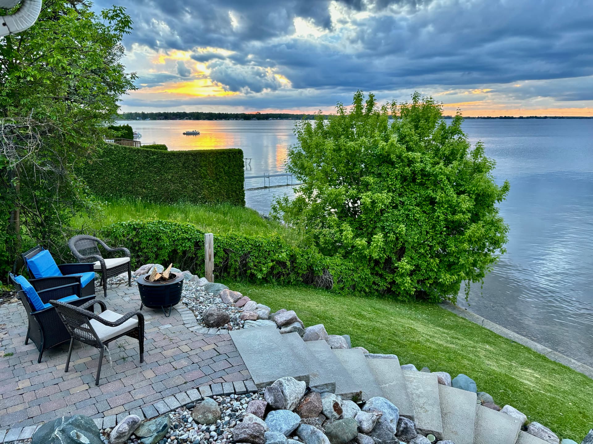 THE LOOKOUT on Houghton Lake
