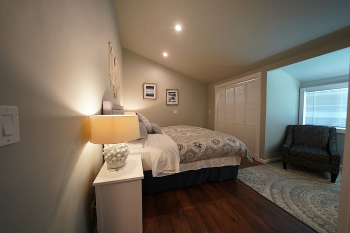 Основна спалня