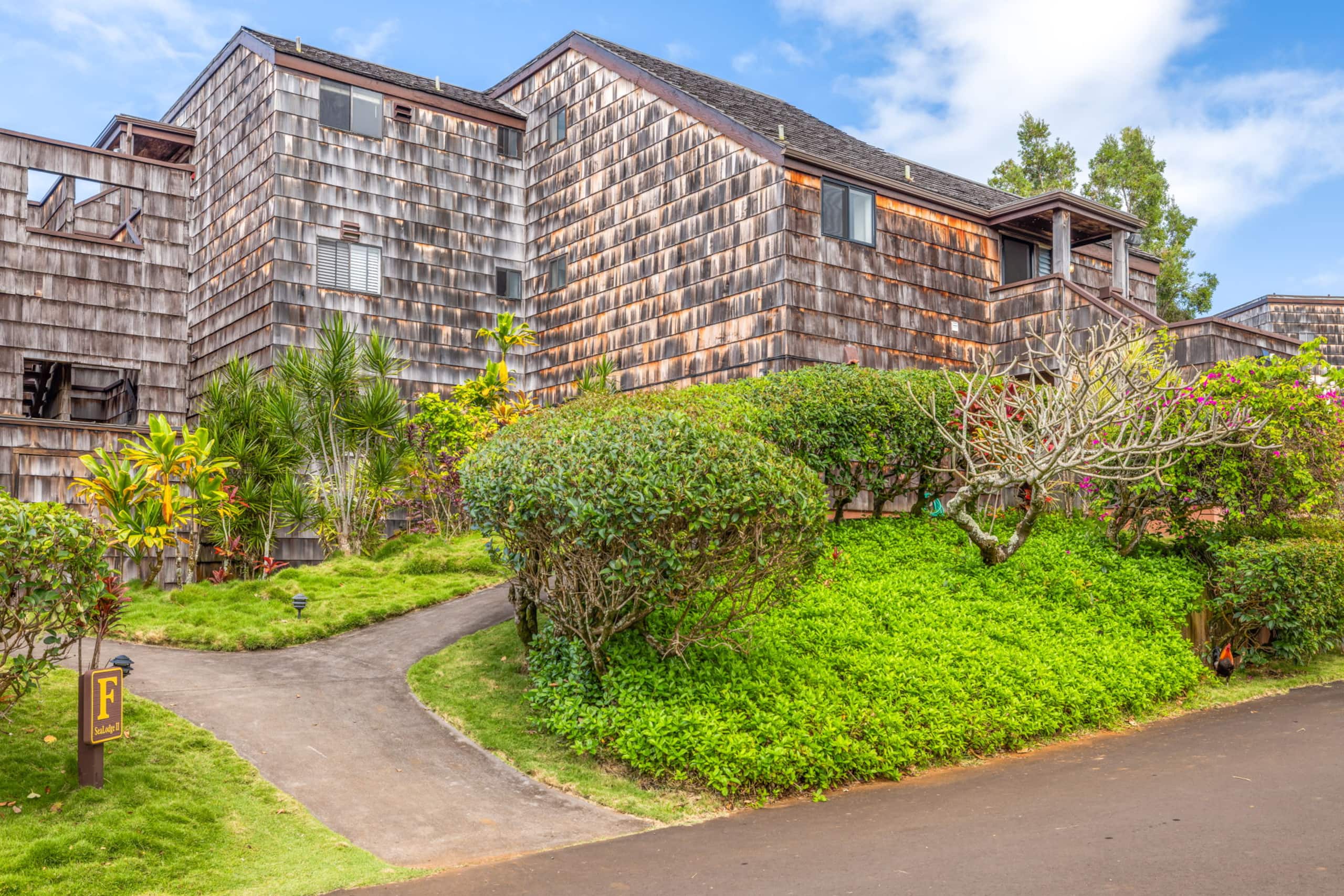 Ocean and Mtn View Paradise+ Steps to Beach Trail - Image 31