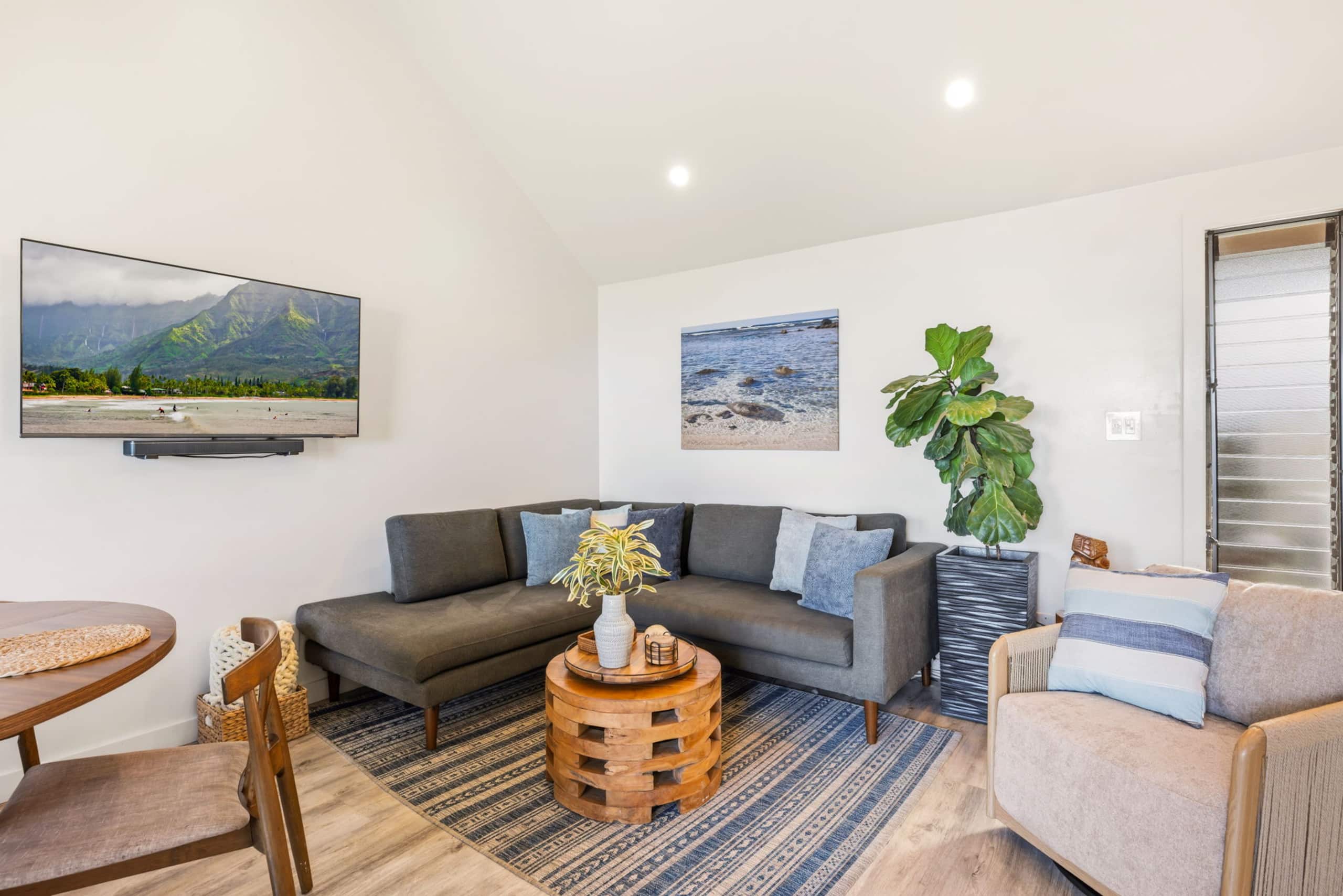 Ocean and Mtn View Paradise+ Steps to Beach Trail - Image 3