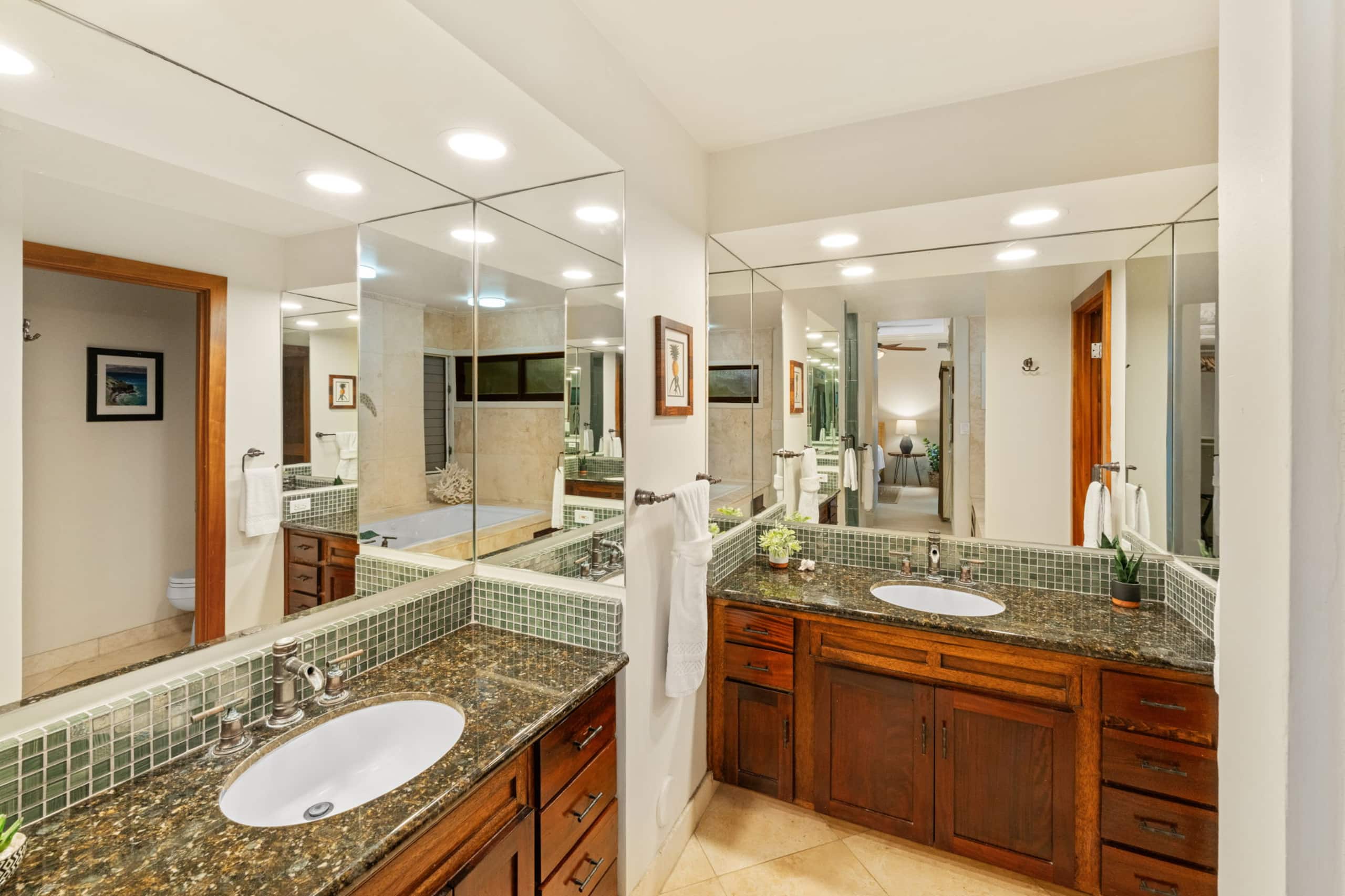Villa in Lahaina · ★4.92 · 1 bedroom · 2 beds · 1.5 baths - Image 49