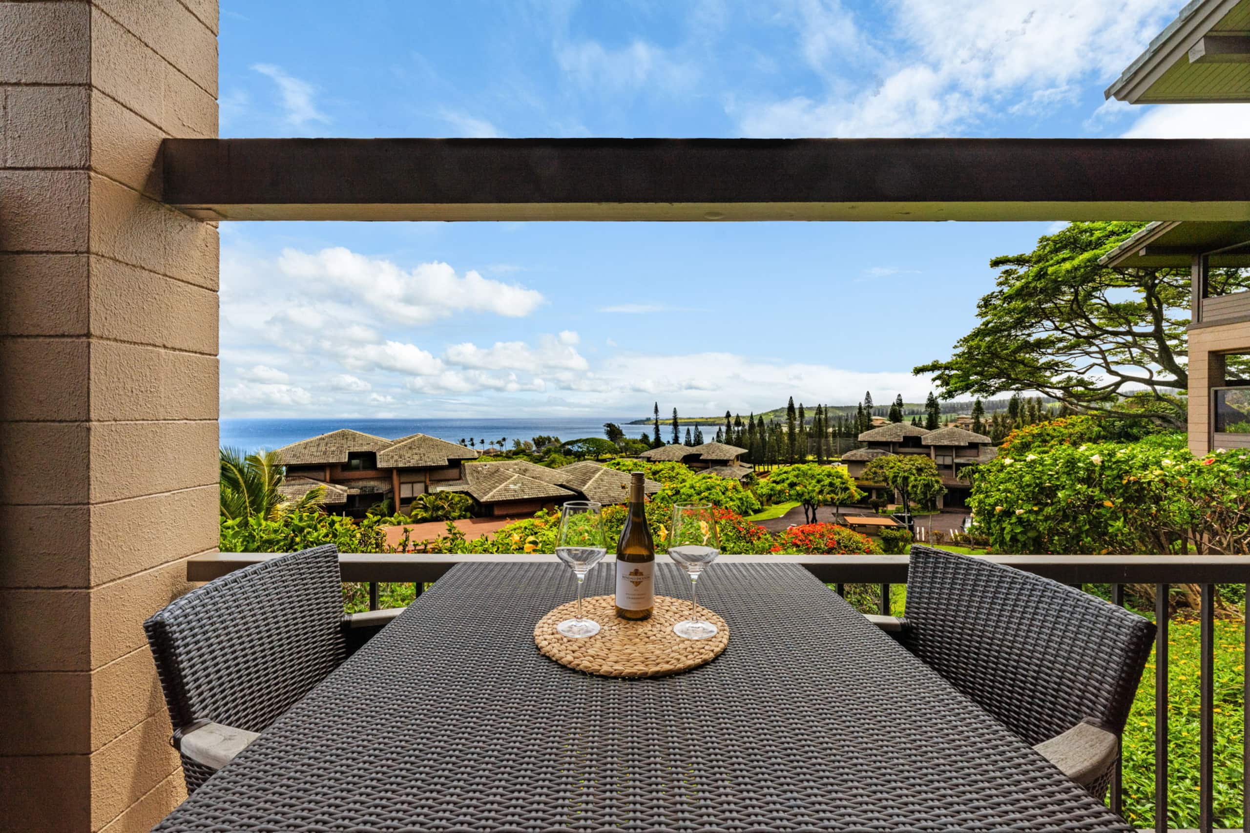Villa in Lahaina · ★4.92 · 1 bedroom · 2 beds · 1.5 baths - Image 17