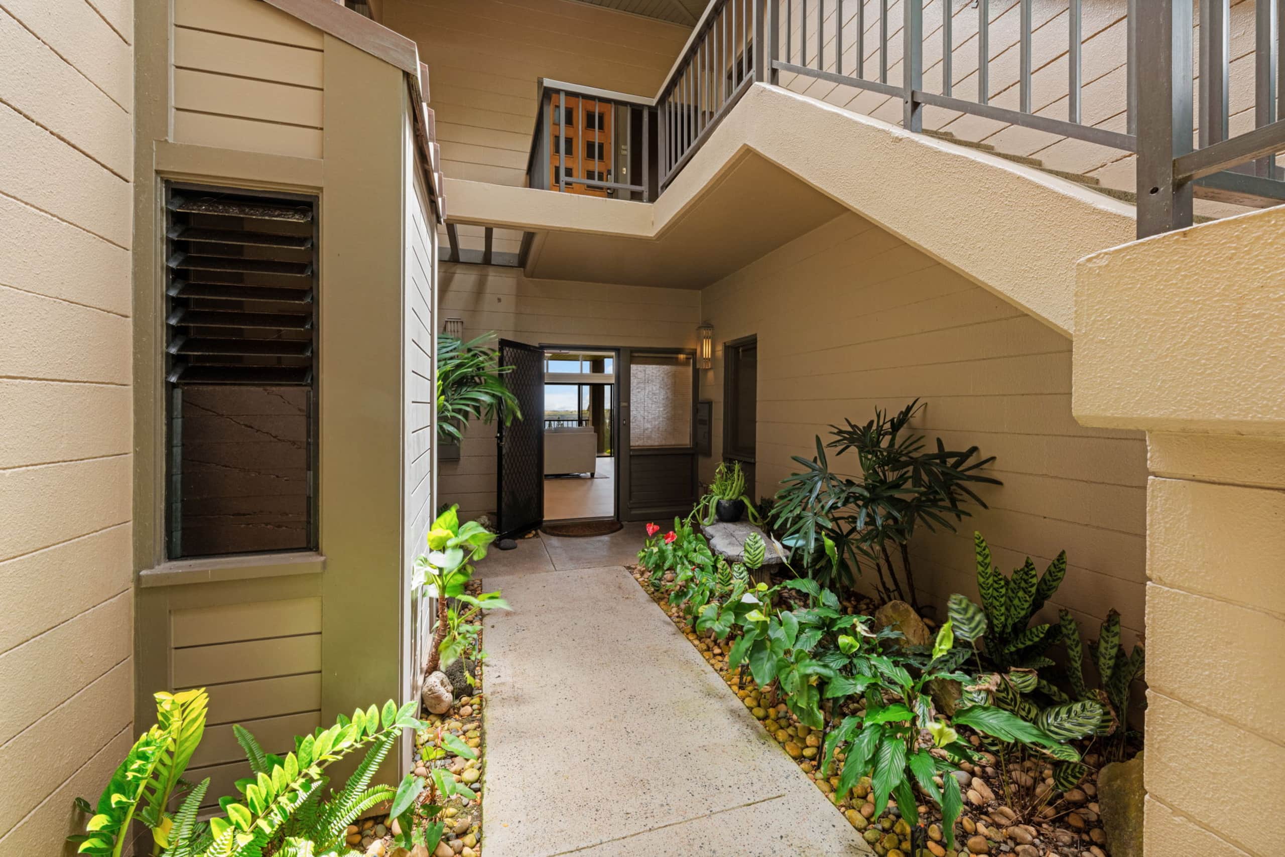 Villa in Lahaina · ★4.92 · 1 bedroom · 2 beds · 1.5 baths - Image 55