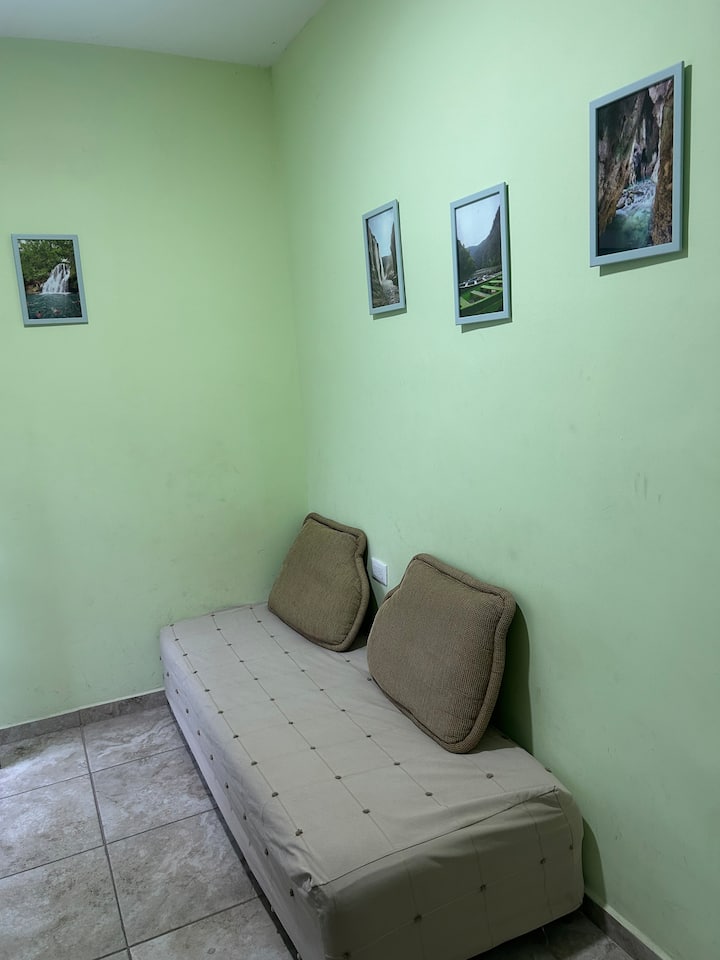 Habitación Cómoda Para 3 En Zona Centro De Valles - Ciudad Valles