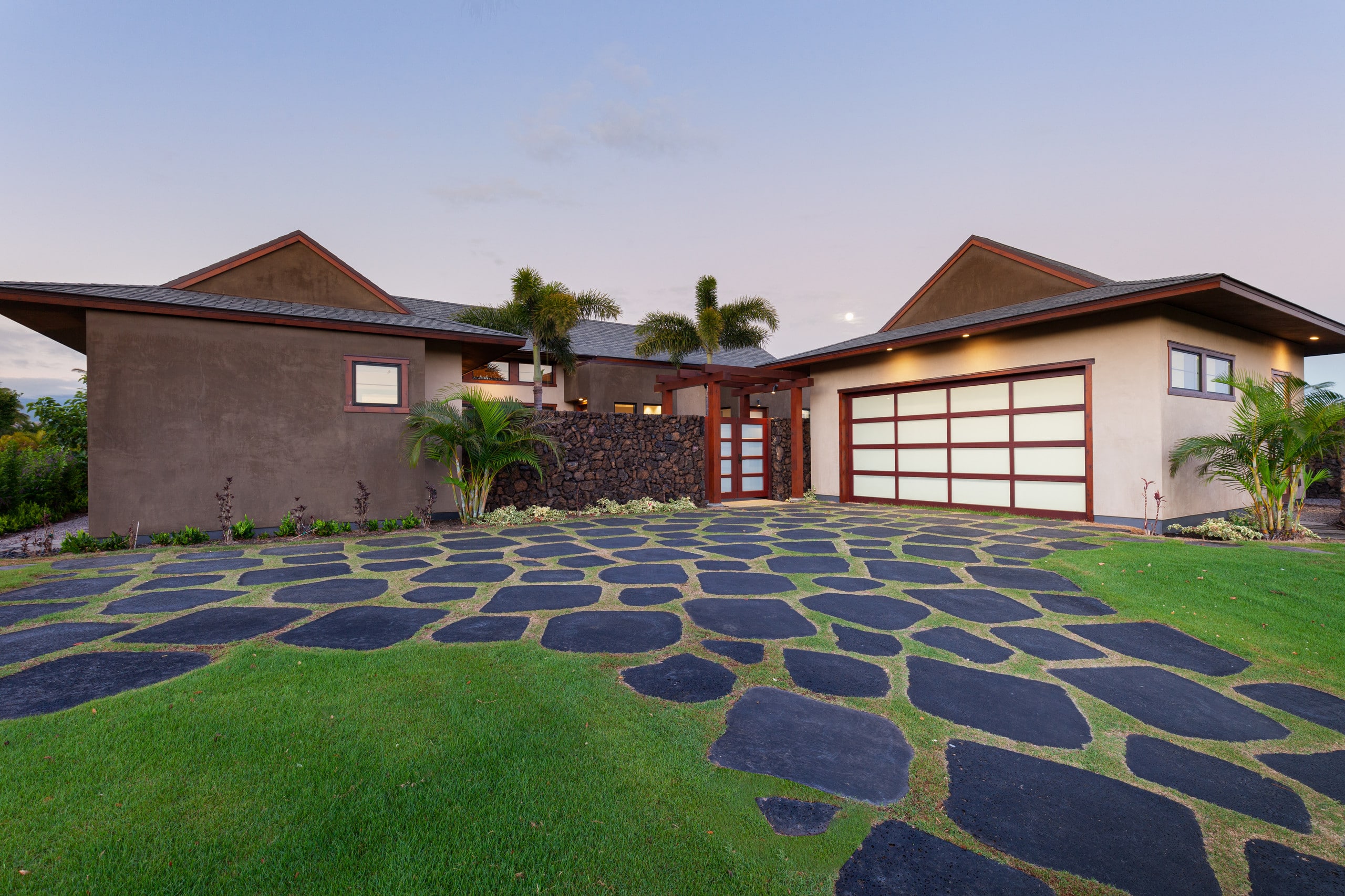 Home in Waimea · ★4.86 · 3 bedrooms · 3 beds · 4 baths - Image 1