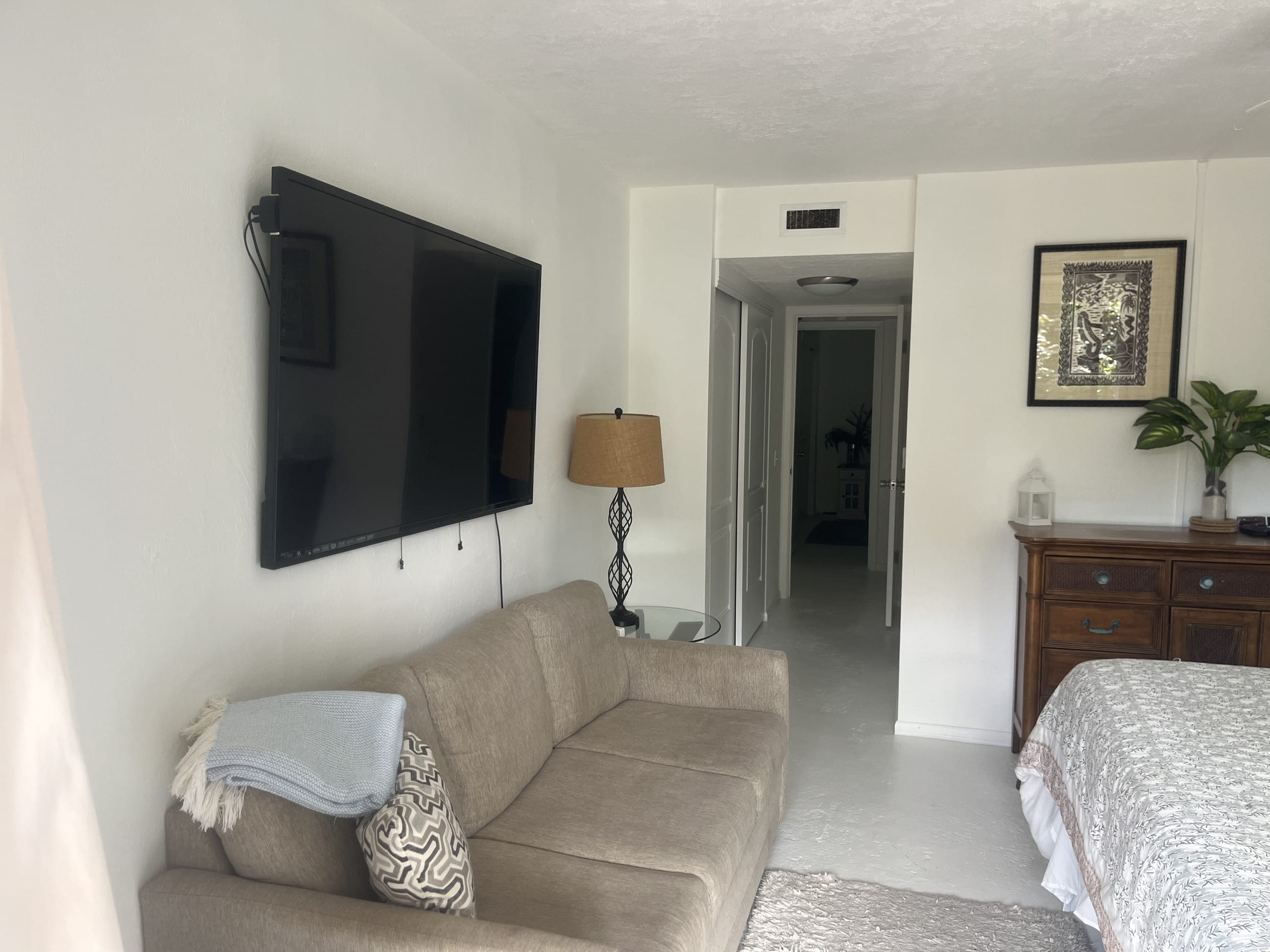 Condo in Kailua-Kona · ★4.79 · 2 bedrooms · 4 beds · 2 private baths - Image 10