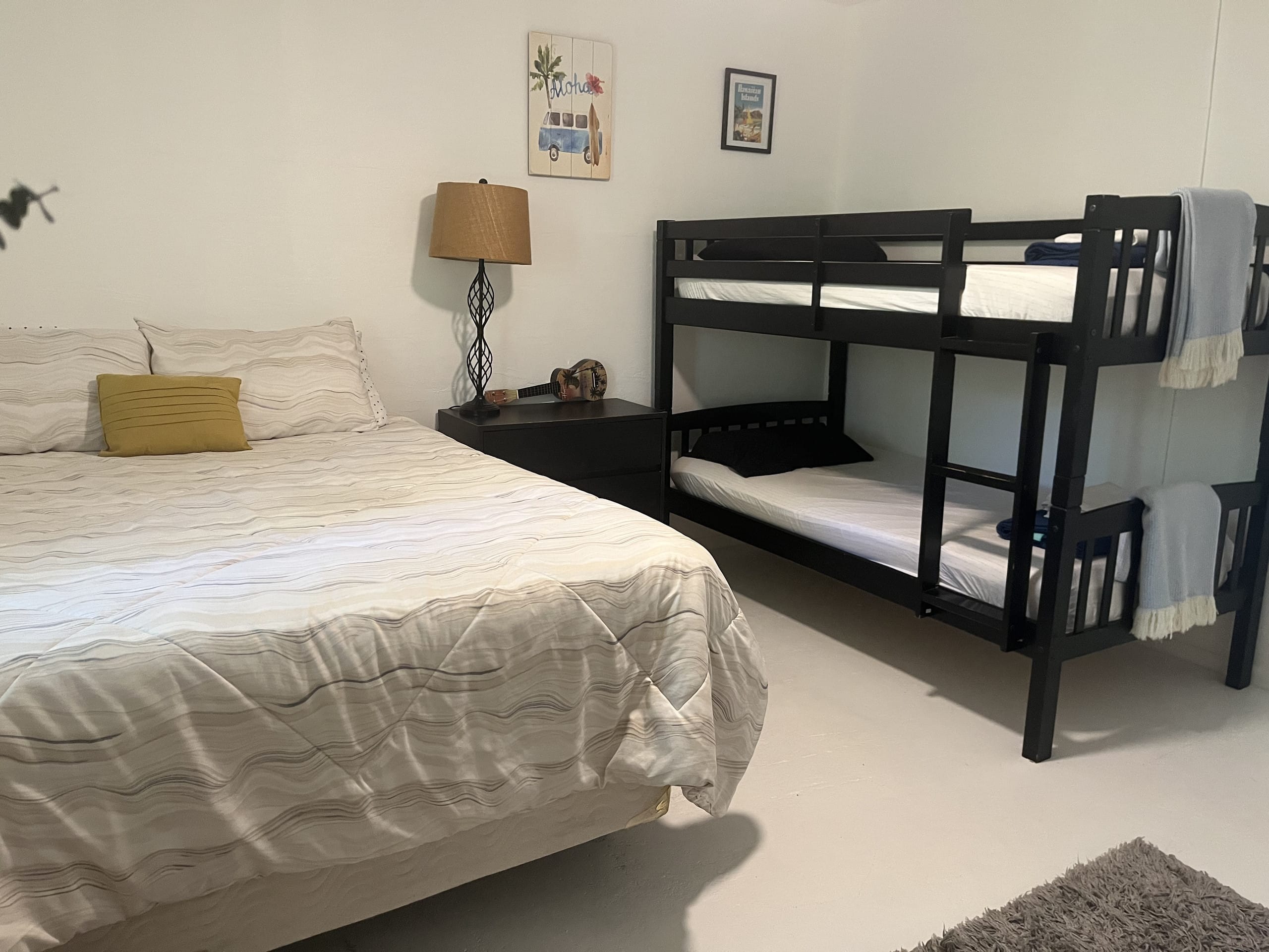 Condo in Kailua-Kona · ★4.79 · 2 bedrooms · 4 beds · 2 private baths - Image 14
