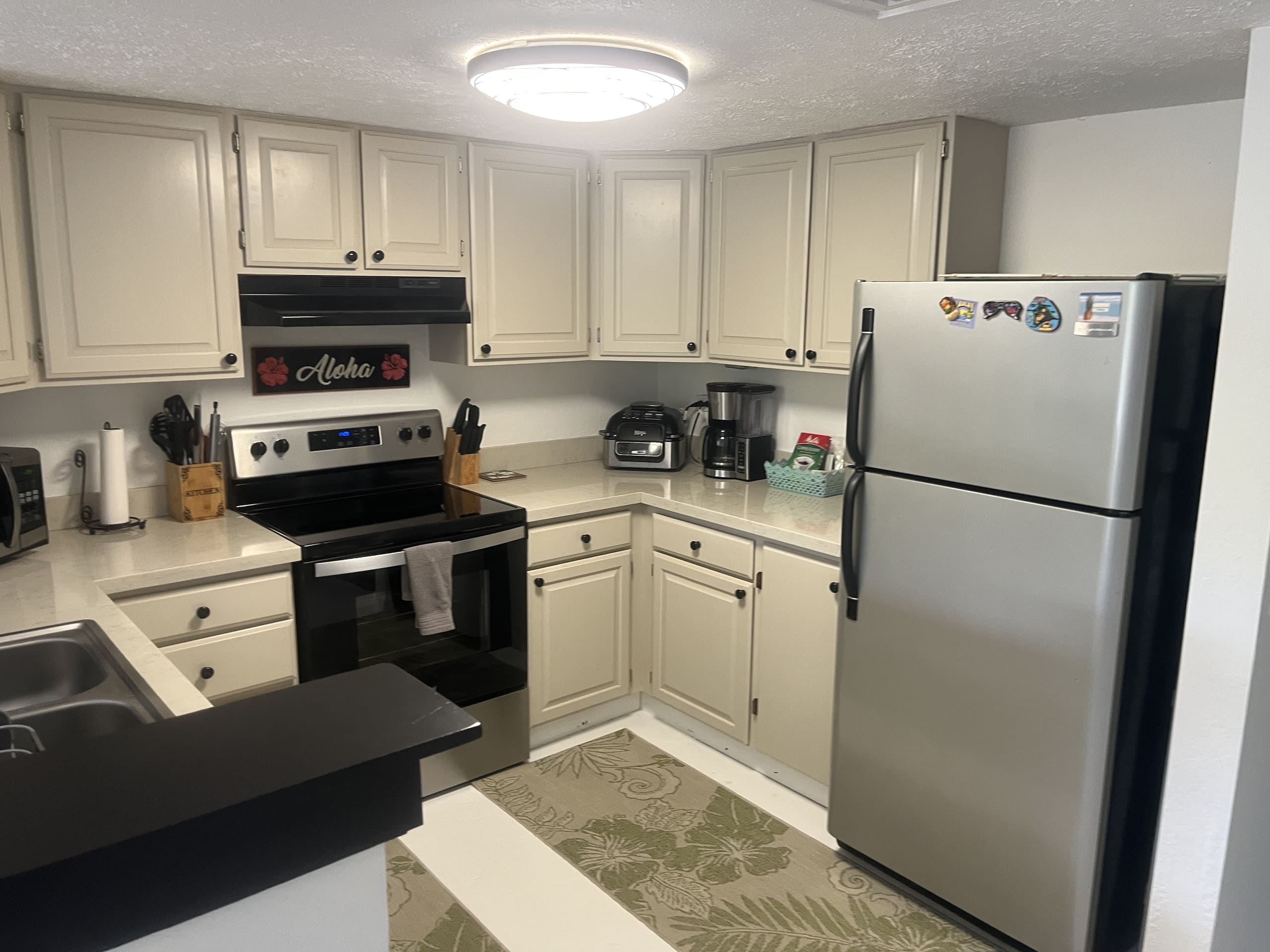 Condo in Kailua-Kona · ★4.79 · 2 bedrooms · 4 beds · 2 private baths - Image 8