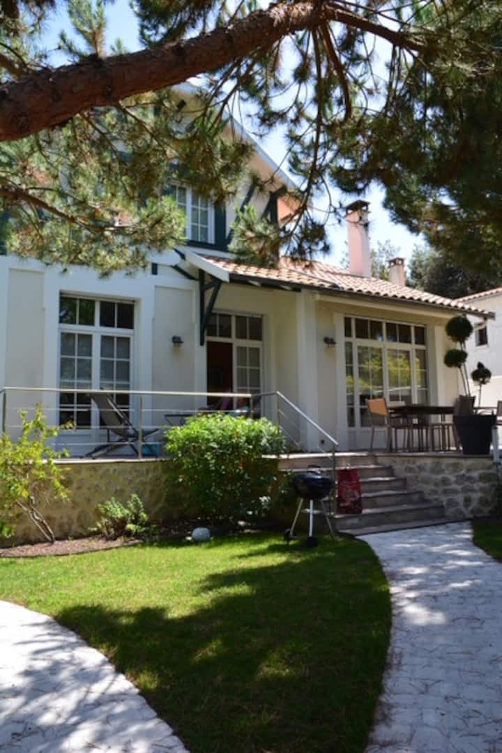 Maison De Famille De Charme à St Palais Sur Mer - Saint-Palais-sur-Mer