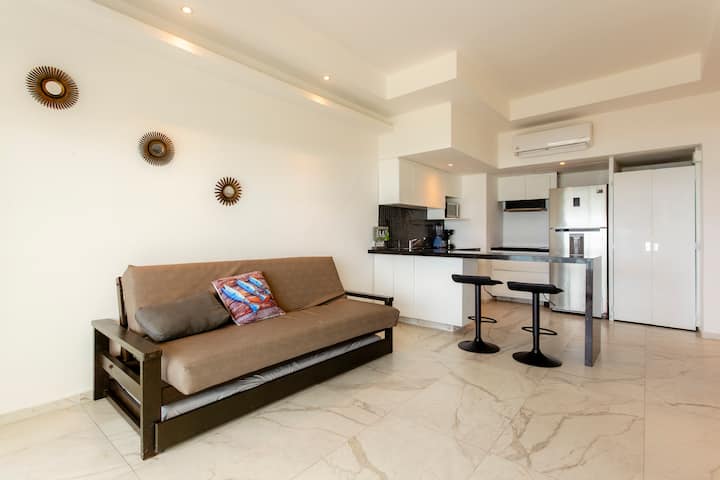 Marques 502 | On Playa Diamante | Private Beach - Acapulco