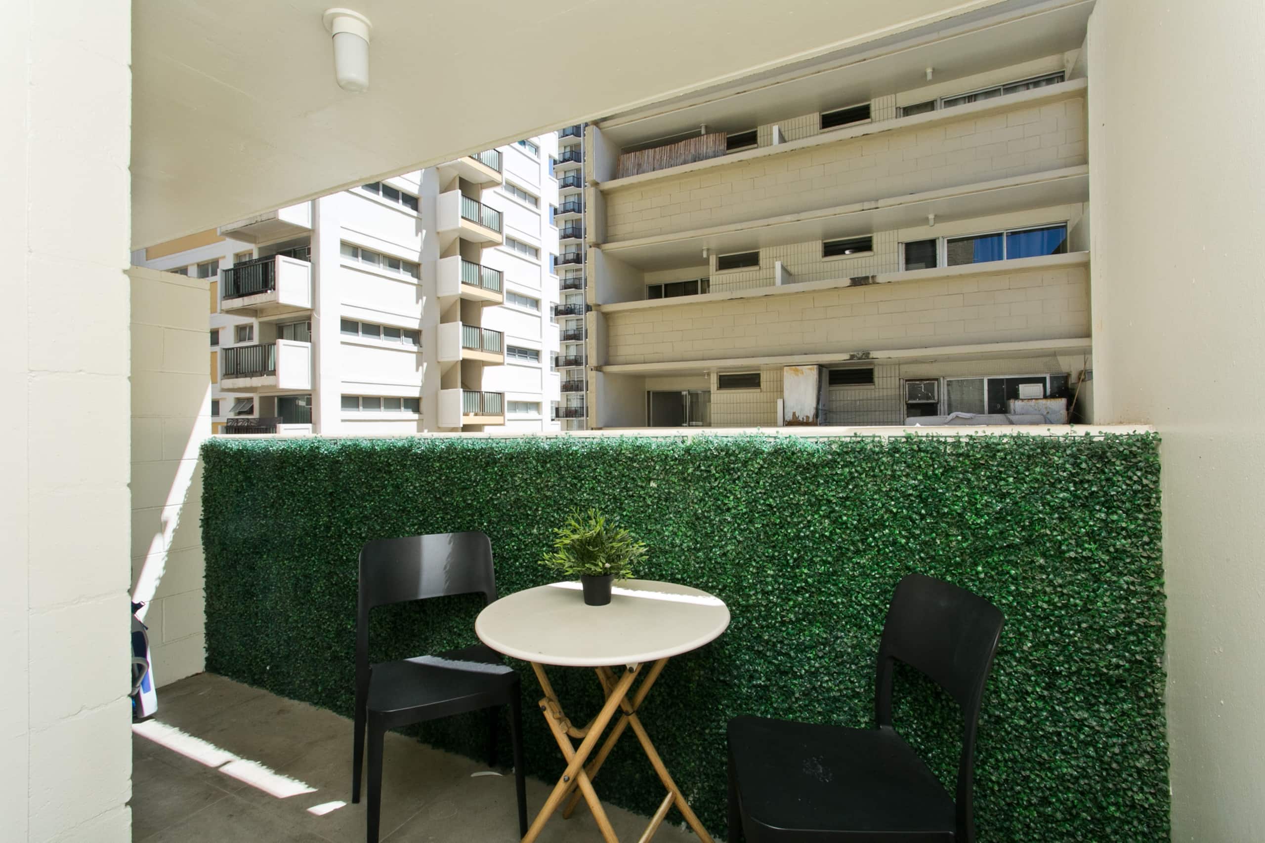 Condo in Honolulu · ★4.66 · 1 bedroom · 1 bed · 1 bath - Image 8