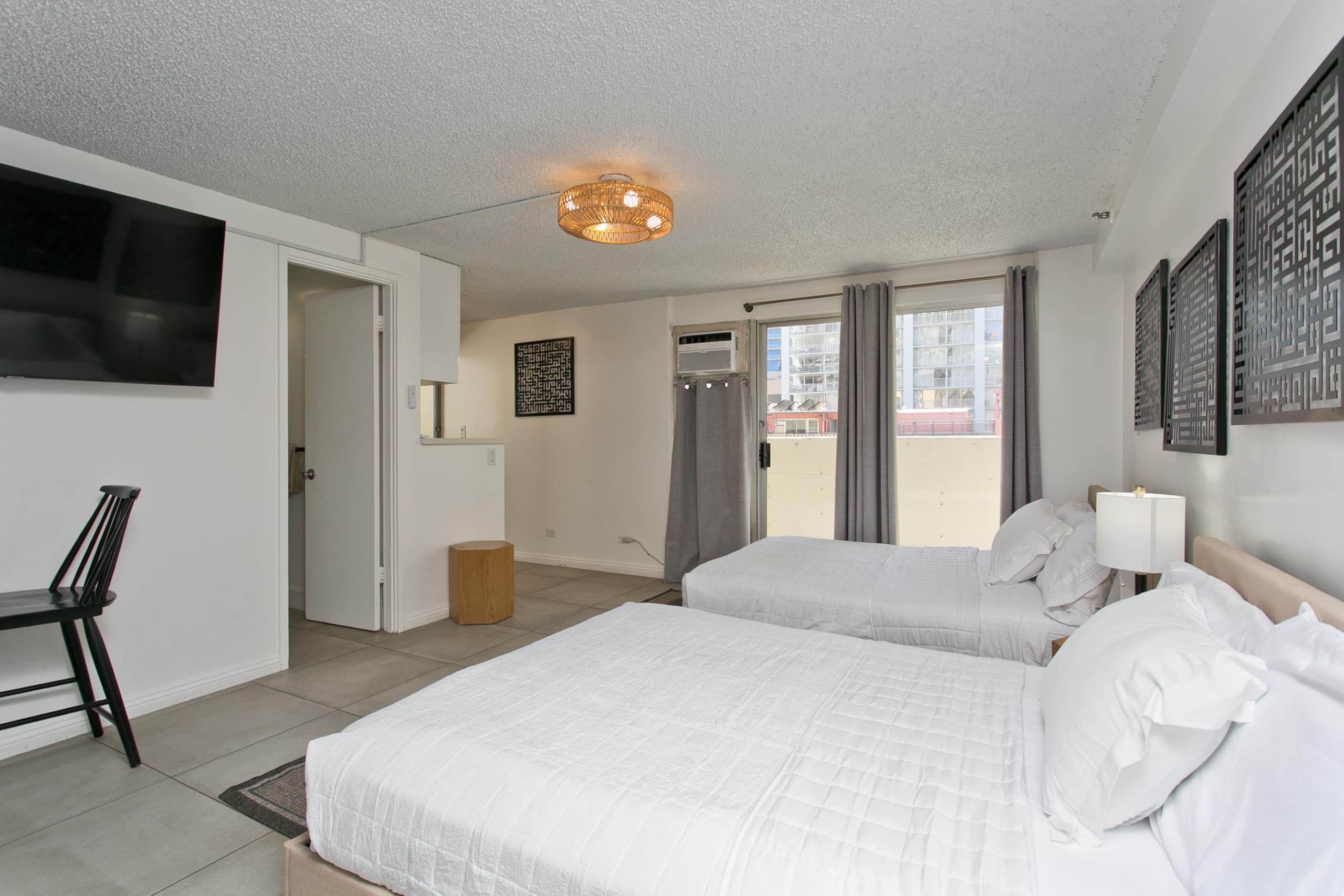 Condo in Honolulu · ★4.66 · 1 bedroom · 1 bed · 1 bath - Image 1