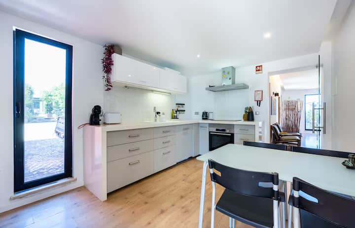 Luxury Private-1 Km To Beach, 2xpool & Trampoline - Sagres