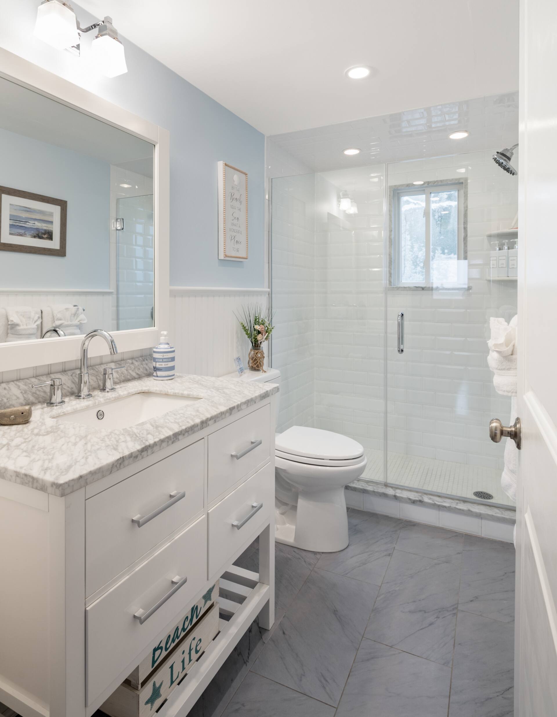 Immaculate Airy Retreat 300ft to Beach & Boardwalk — photo 3