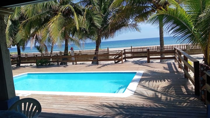Tela Beachfront Home |Ocean Views&Pool | Sleeps 19