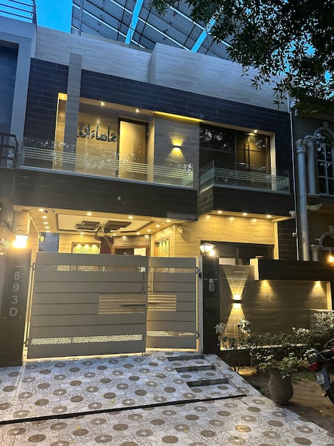 Royal Three-Bed Room Villa Dha D Block Dha Phase 6