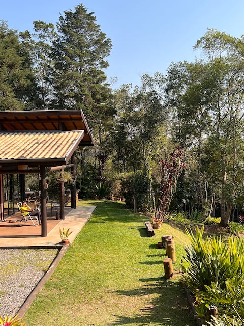 Retreat with 3 delicious suites 1 hour from SP