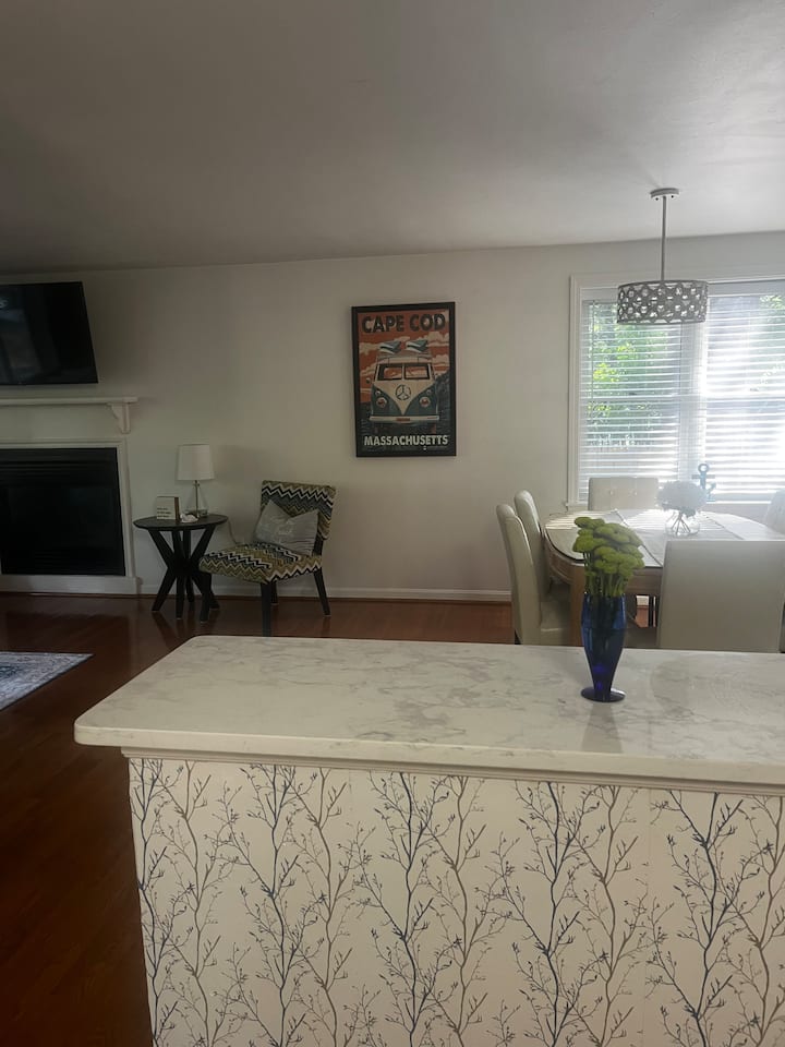 Your Perfect Cape Vacation Awaits! - Falmouth, MA