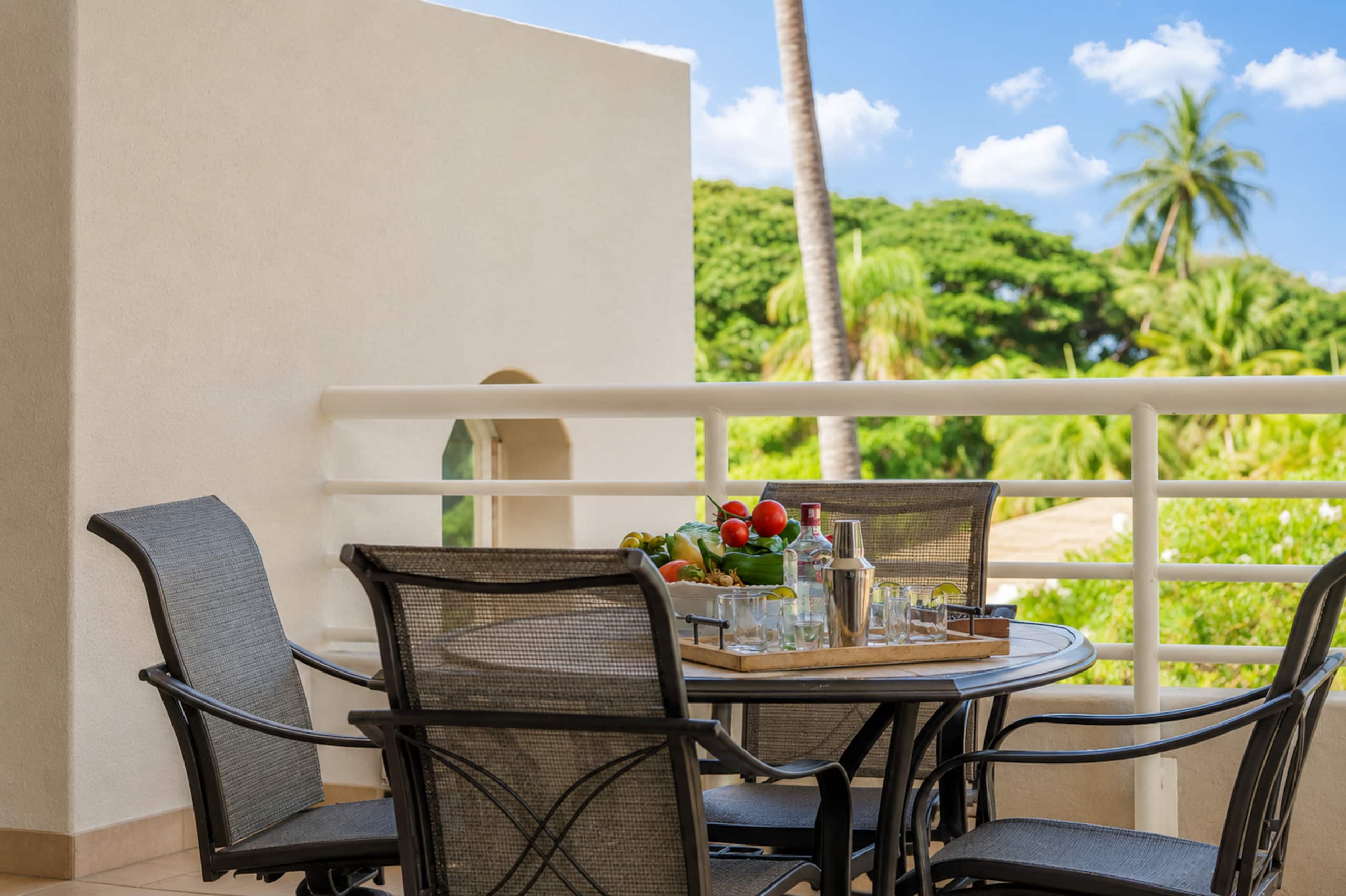 Condo in Kihei · ★4.9 · 1 bedroom · 2 beds · 2 baths - Image 35