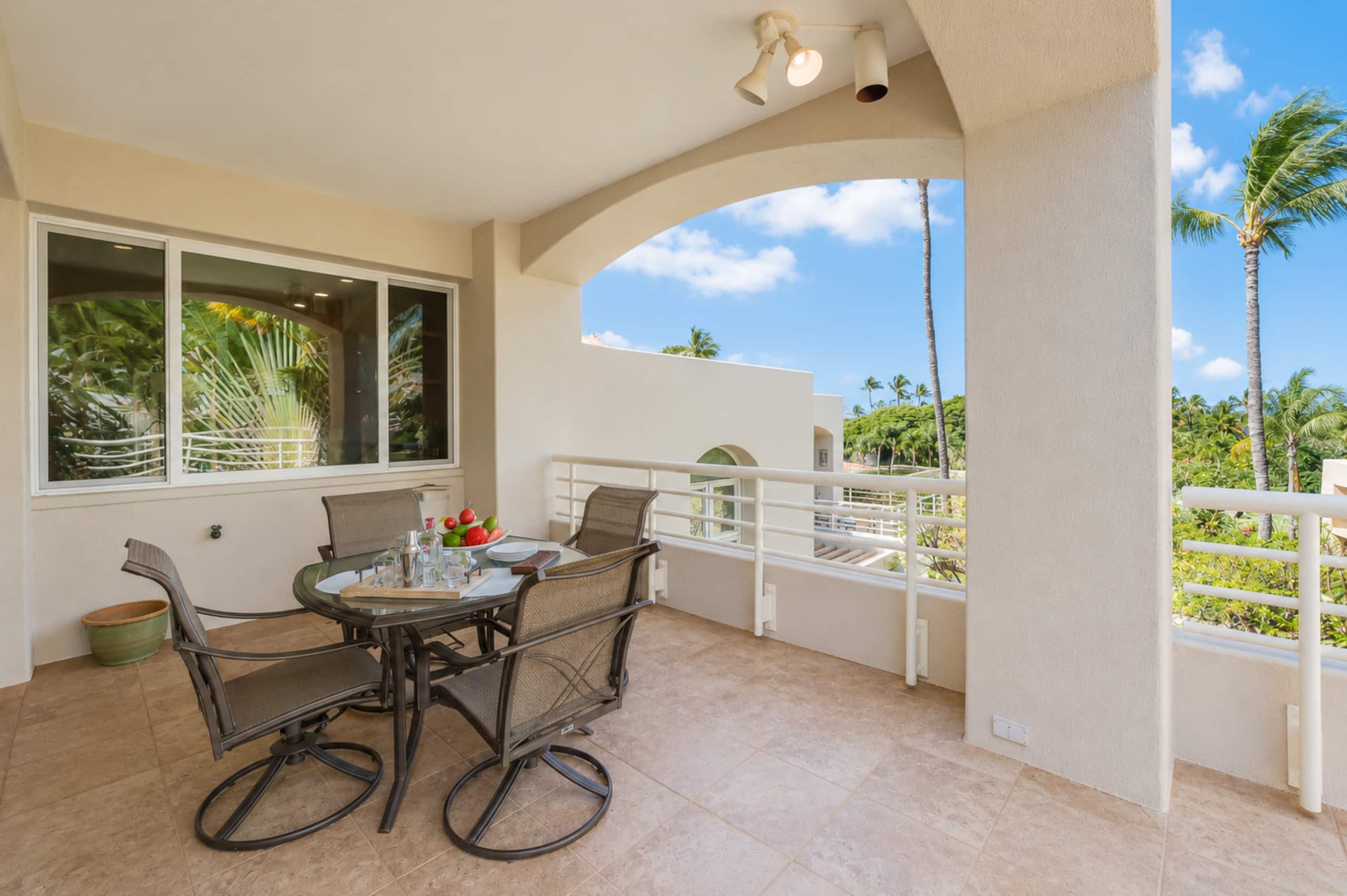 Condo in Kihei · ★4.9 · 1 bedroom · 2 beds · 2 baths - Image 36