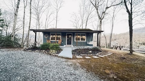 Entire 2 Story Lakefront Home with huge Dock!