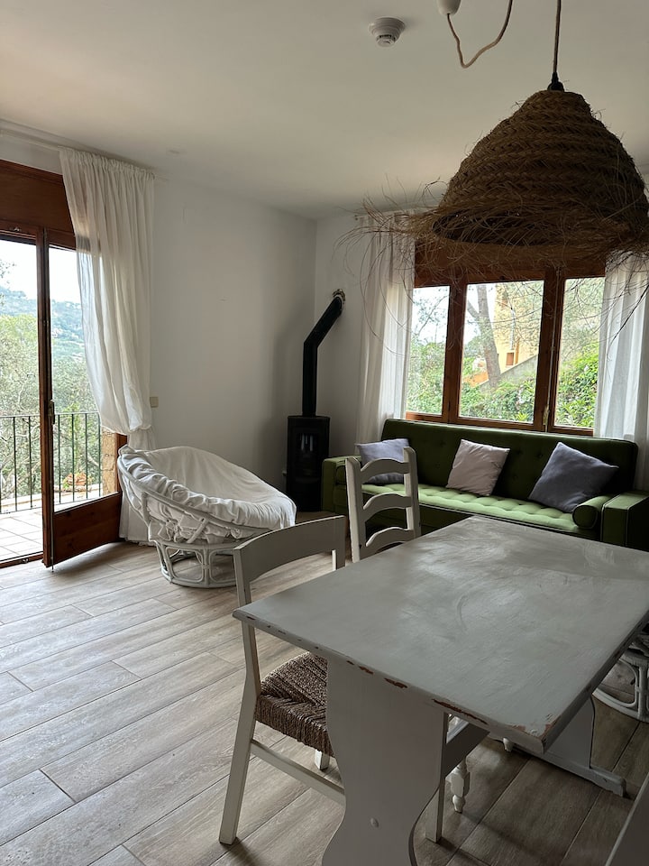 Romantic Seaview Studio  Peaceful Private Retreat - Palafrugell