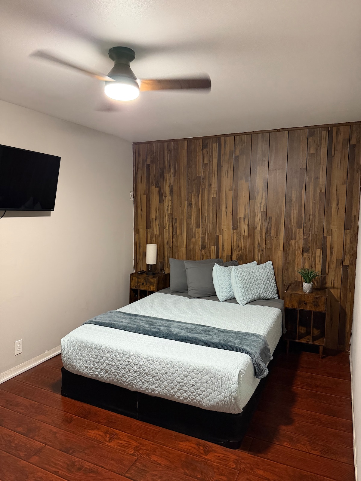 საძინებელი 3