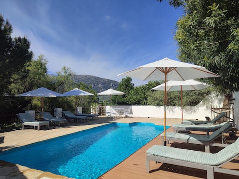 mountain cottage heated pool stunning views malaga