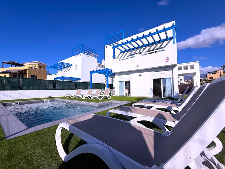 Villa 5 · Green Princess, Amarilla Golf — villa exterior