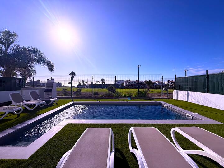 Villa 5 · Green Princess, Amarilla Golf — outdoor space